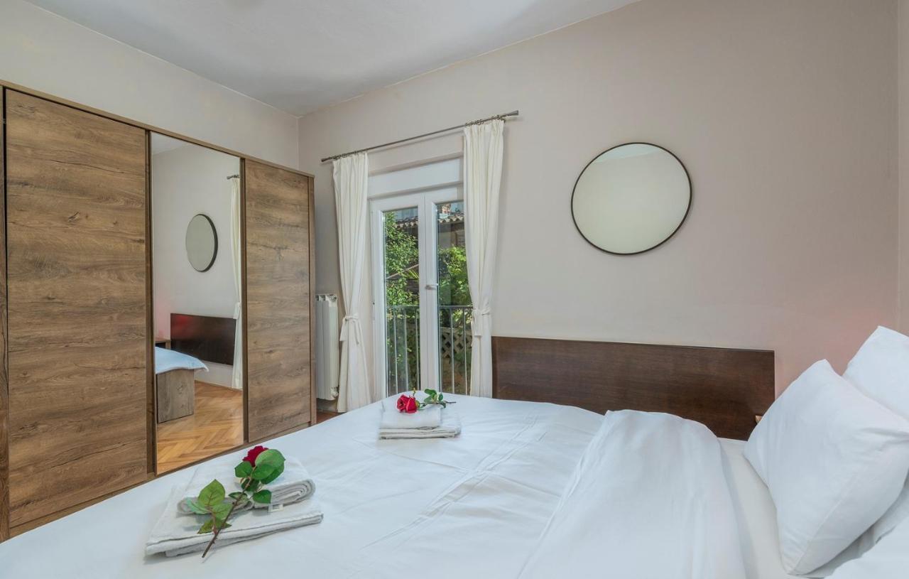 פורץ Apartments Loredana מראה חיצוני תמונה