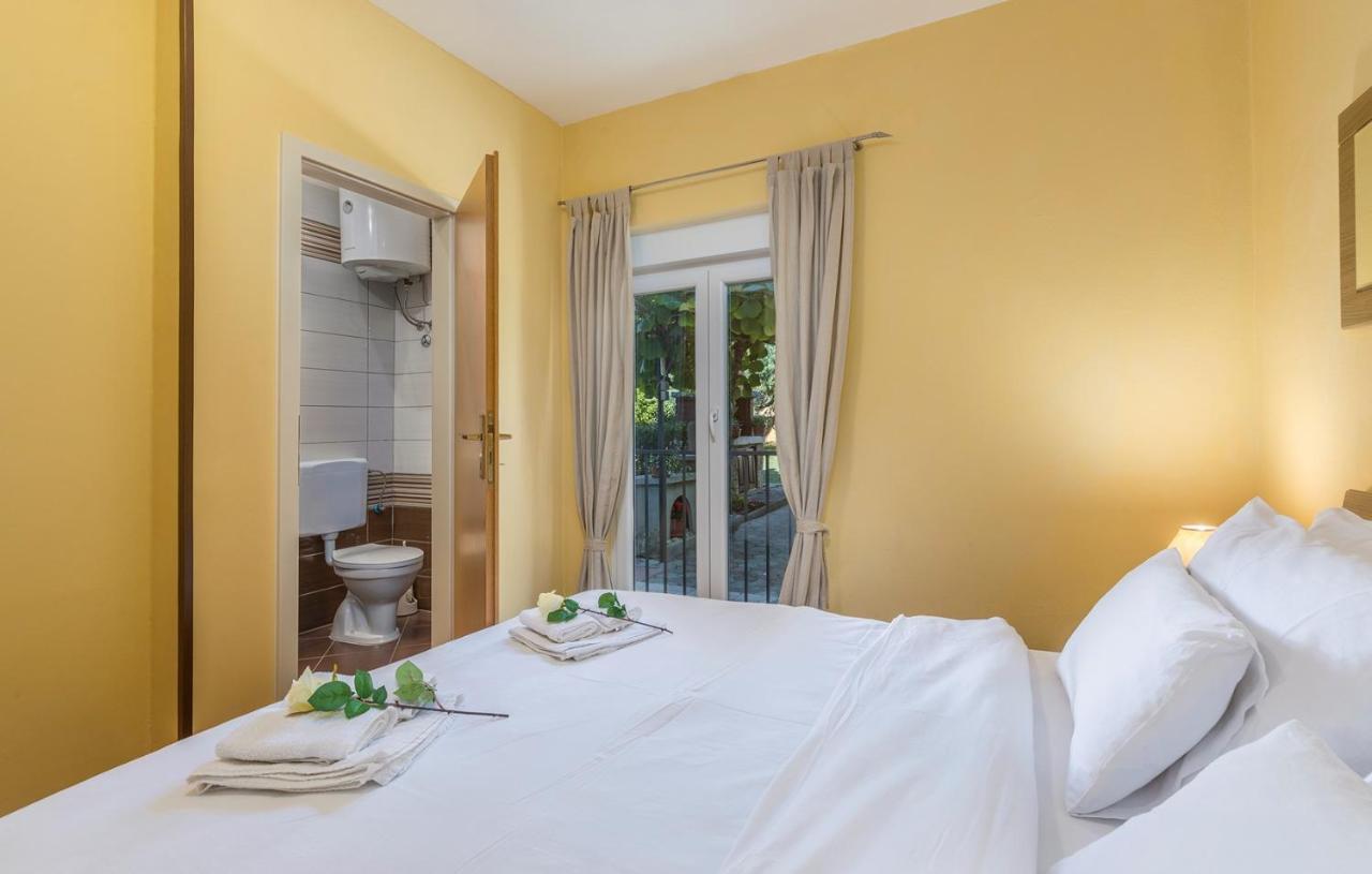 פורץ Apartments Loredana מראה חיצוני תמונה