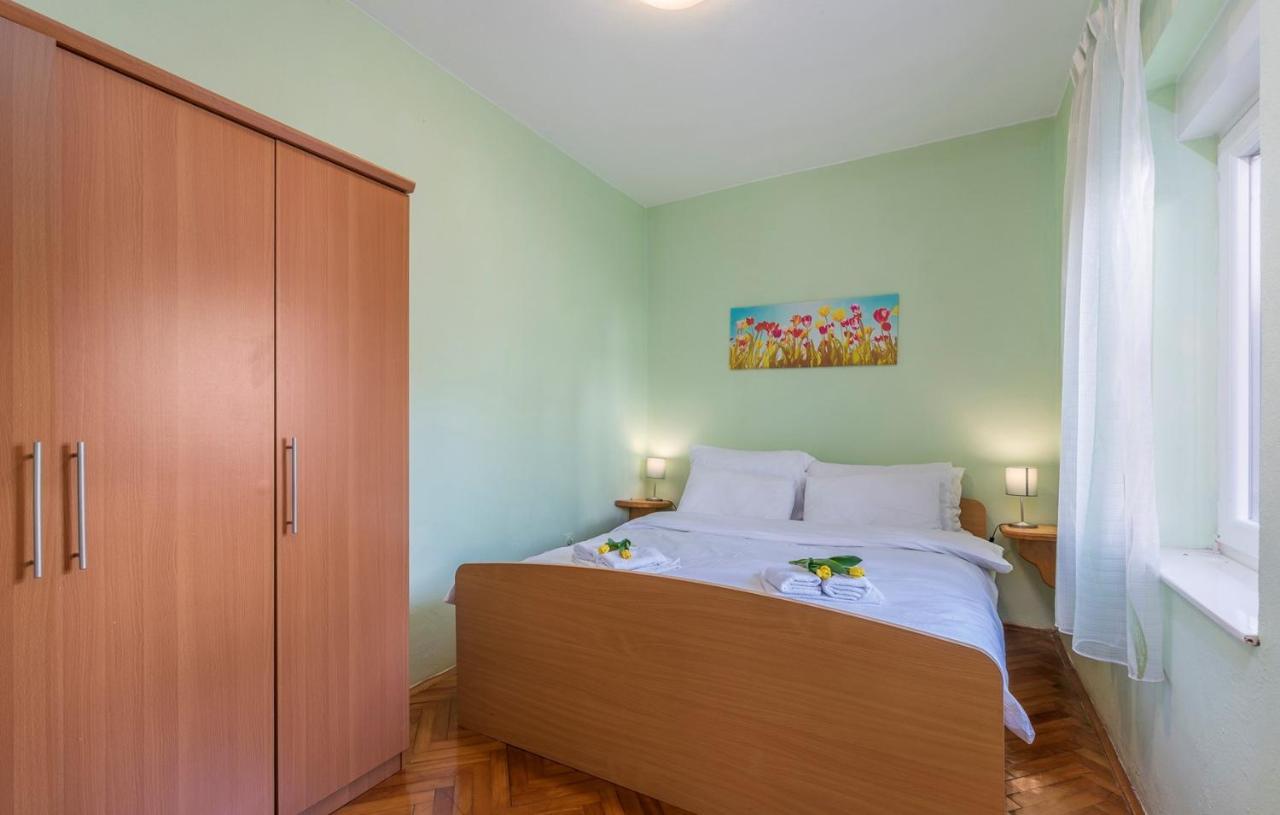 פורץ Apartments Loredana מראה חיצוני תמונה