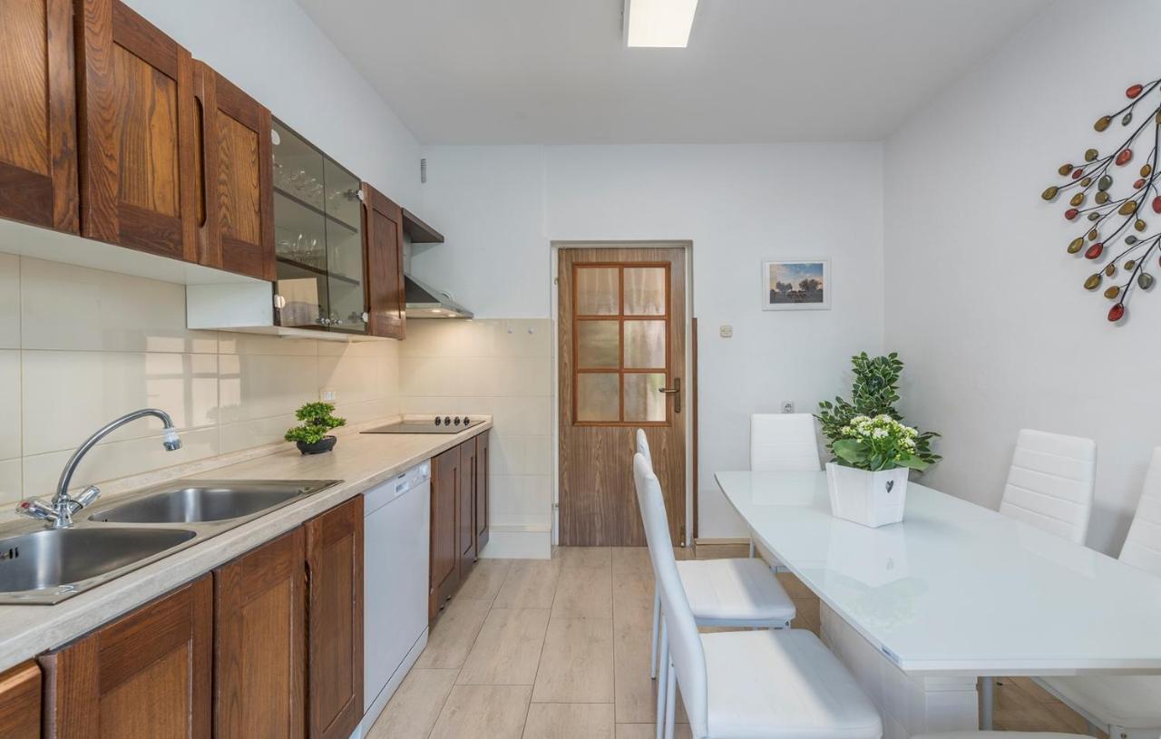 פורץ Apartments Loredana מראה חיצוני תמונה