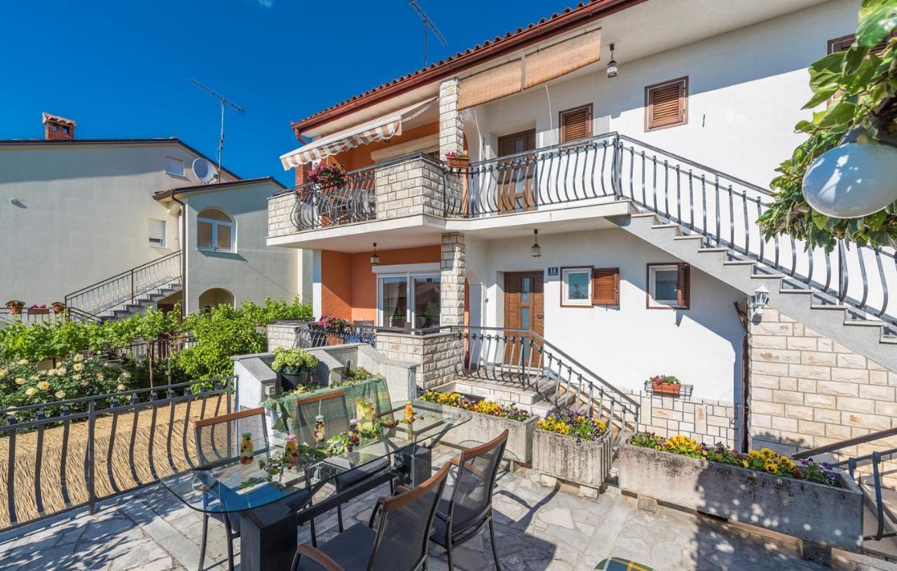 פורץ Apartments Loredana מראה חיצוני תמונה