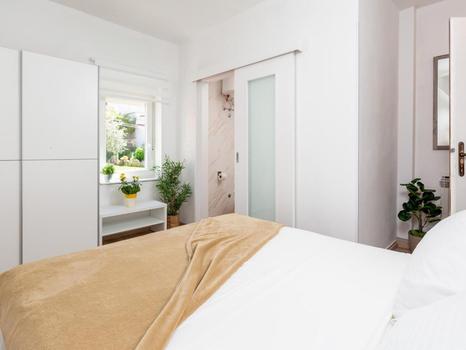 פורץ Apartments Loredana מראה חיצוני תמונה